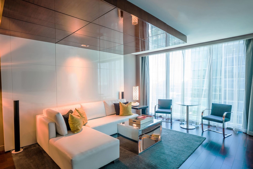Executive Suite, 1 Bedroom, City View