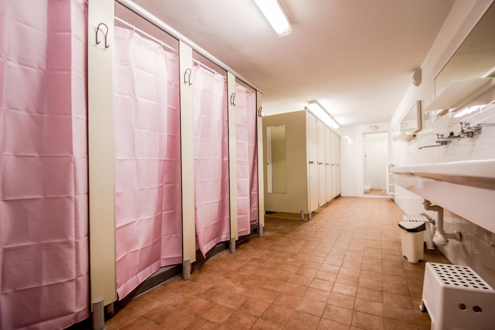 Basic Shared Dormitory, Mixed Dorm (Ciompi) photo 2