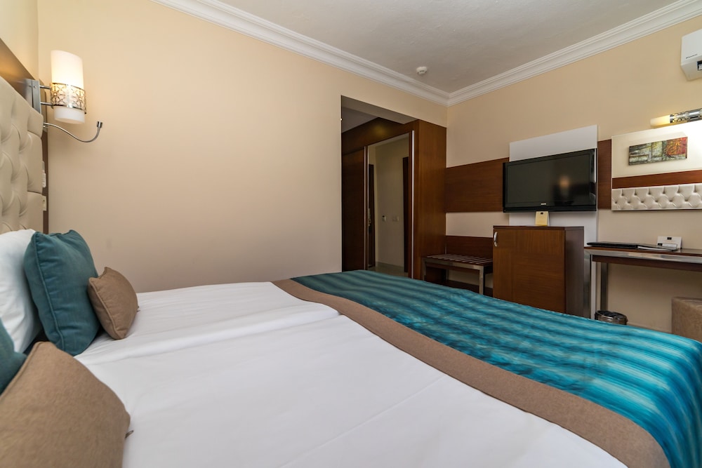 Standard Room photo 3