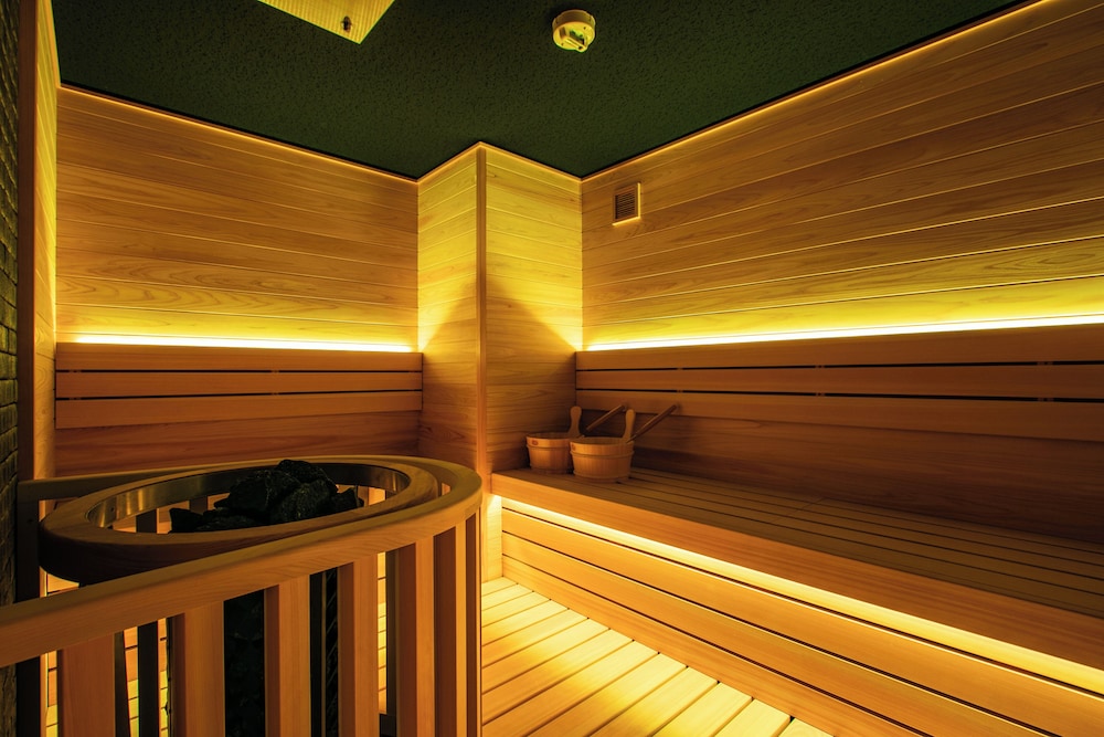 Comfort Studio with 3beds (with Terrace & Private Sauna Experience 21:30-23:00), Non Smoking
