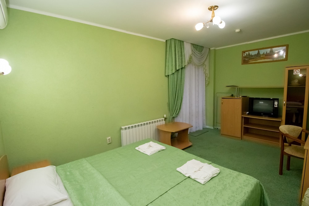 Superior Twin Room, Multiple Beds, Non Smoking photo 3