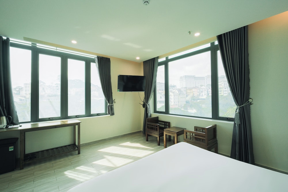 Superior Double Room, City View photo 1