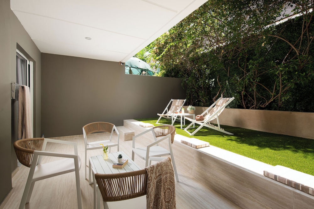 Premium Triple Room, 1 Bedroom, Garden View, Ground Floor