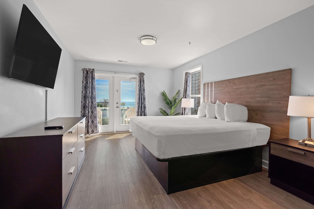 Ocean View 3 Bedroom Premier Condo - Sleeps 10