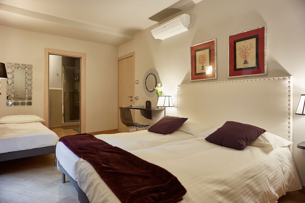 Deluxe Triple Room, Terrace, Garden View photo 1