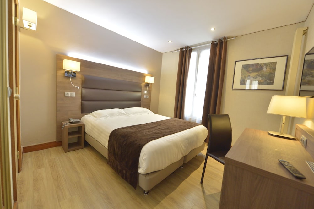Double or Twin Room photo 1