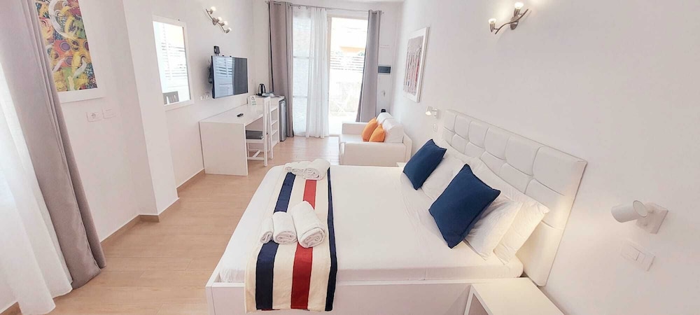 Standard Room photo 2