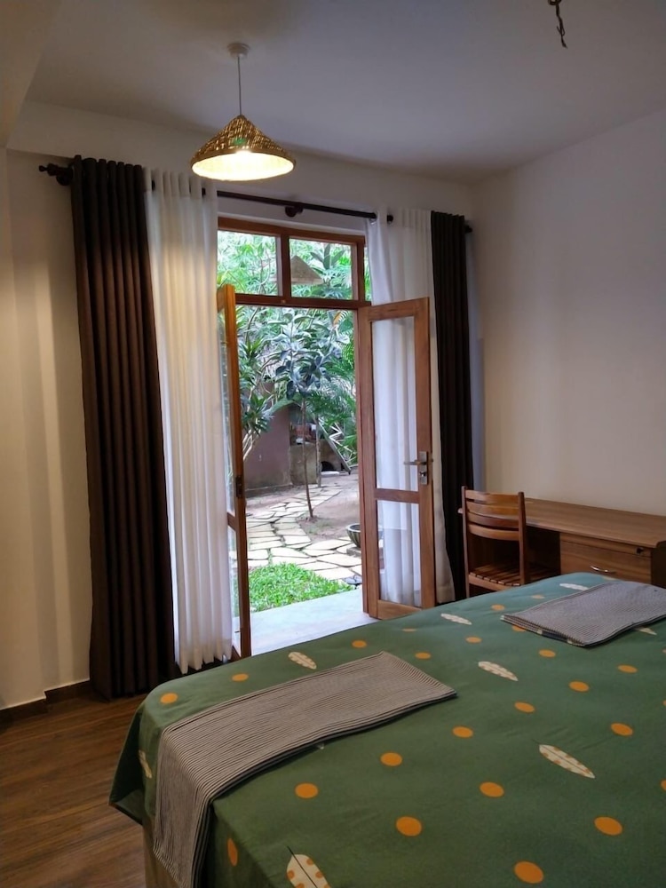 Deluxe Cabin, Balcony