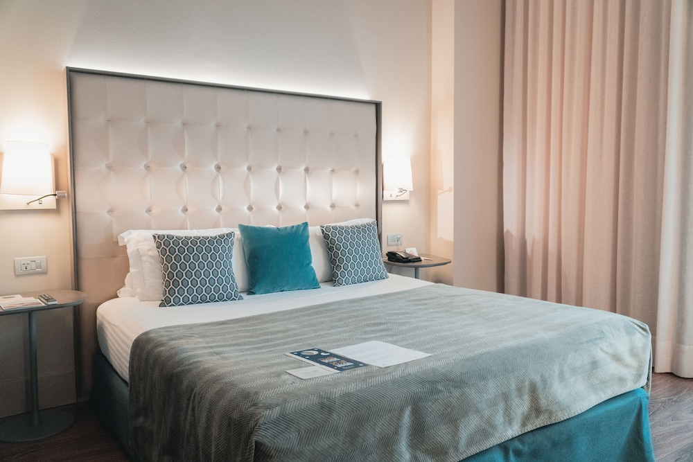 Comfort Room (extra bed) photo 2