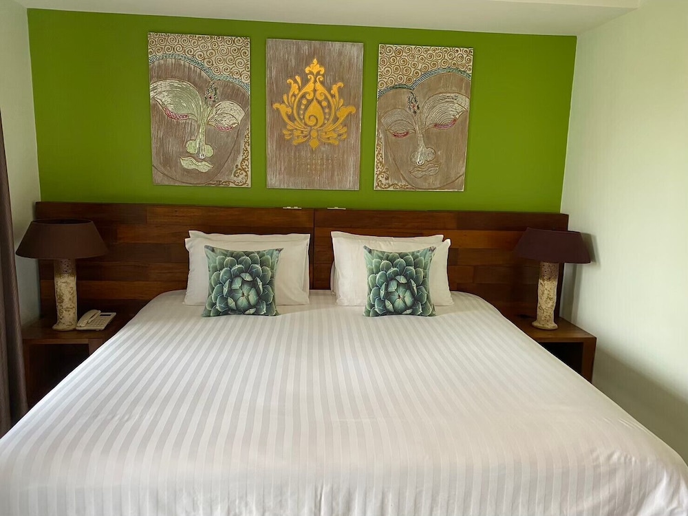 Deluxe Twin Room - Photo 2