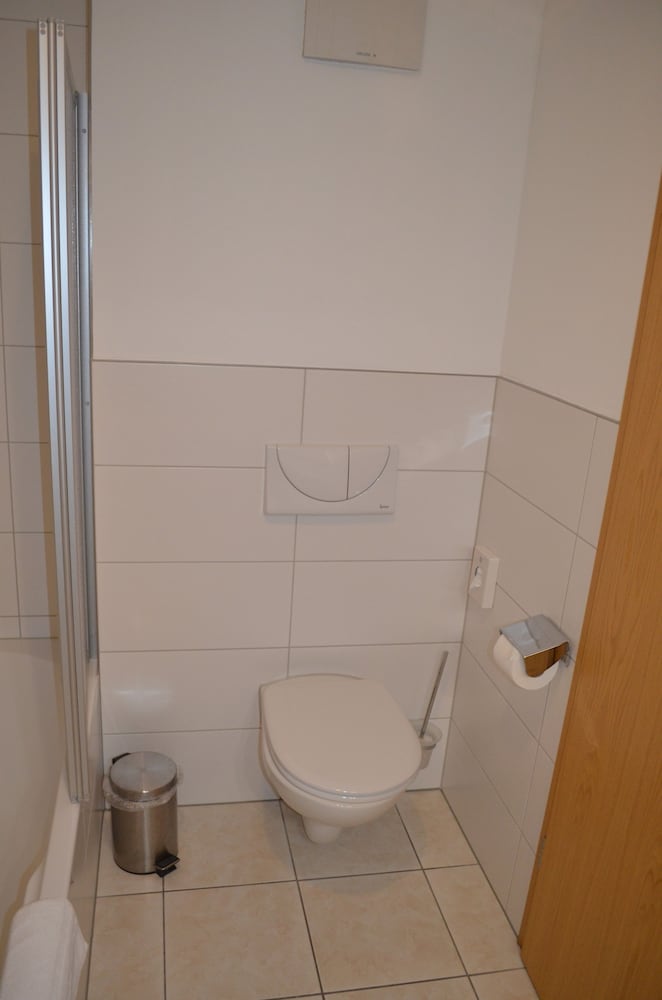 Apartment 5 (Cleaning Fee EUR 60) photo 2