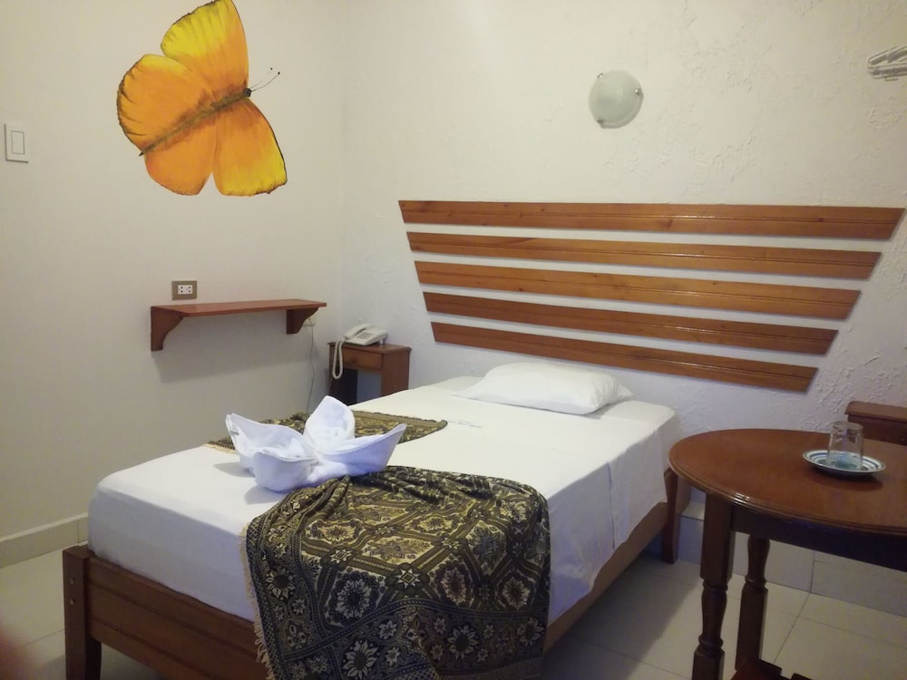 Basic Single Room, 1 Bedroom, Non Smoking photo 2