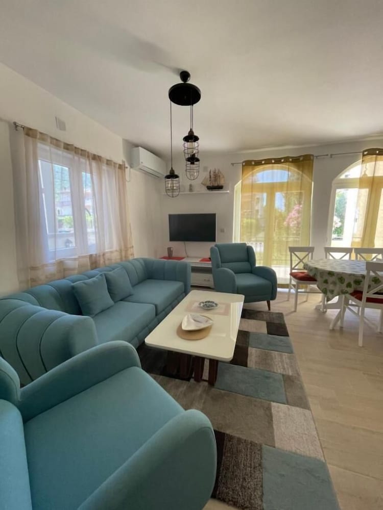 Family Apartment, 2 Bedrooms, Garden View