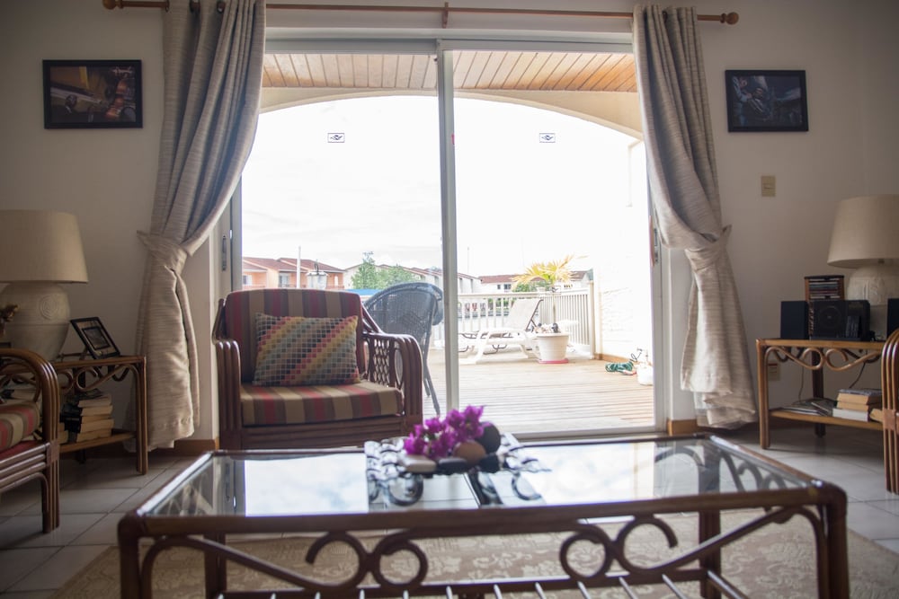 Deluxe Townhome, 2 Bedrooms, Balcony (Waterfront) photo 2