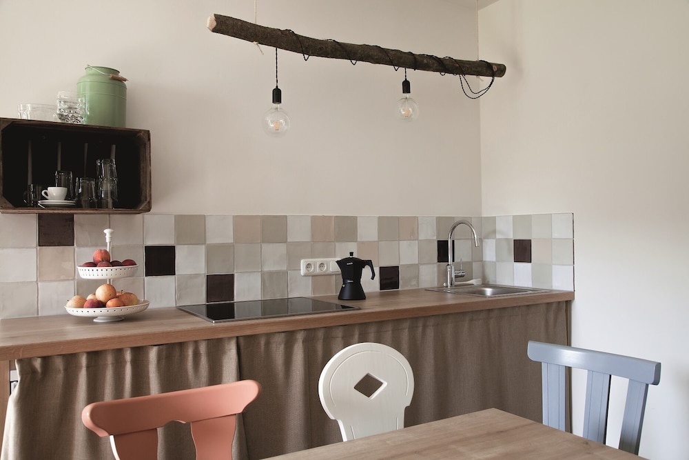 Family Apartment, Kitchen, Mountain View photo 1