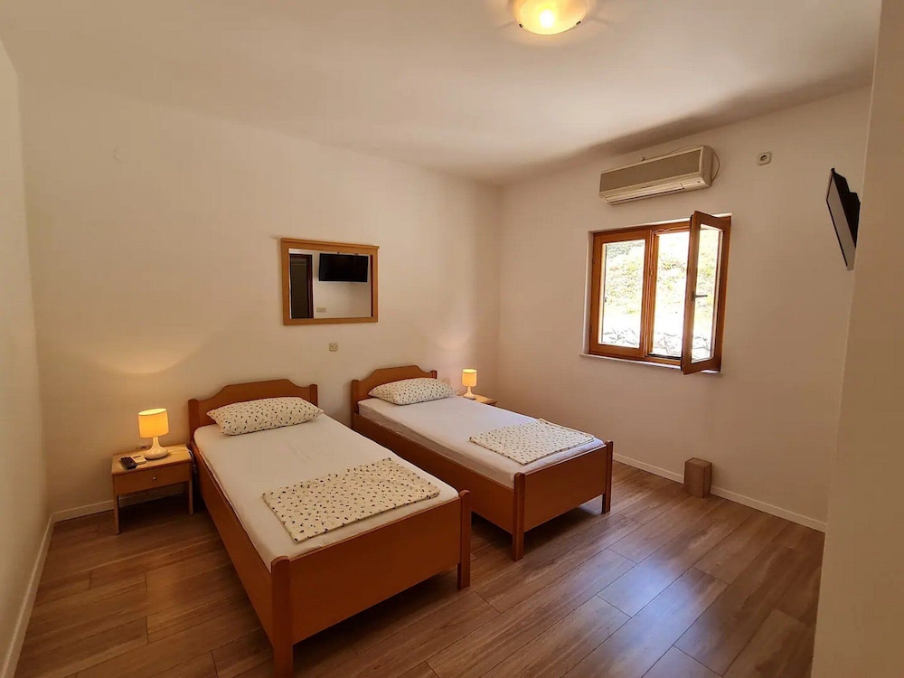 Apartment (Three Bedroom Apartment with Balcony ) photo 1