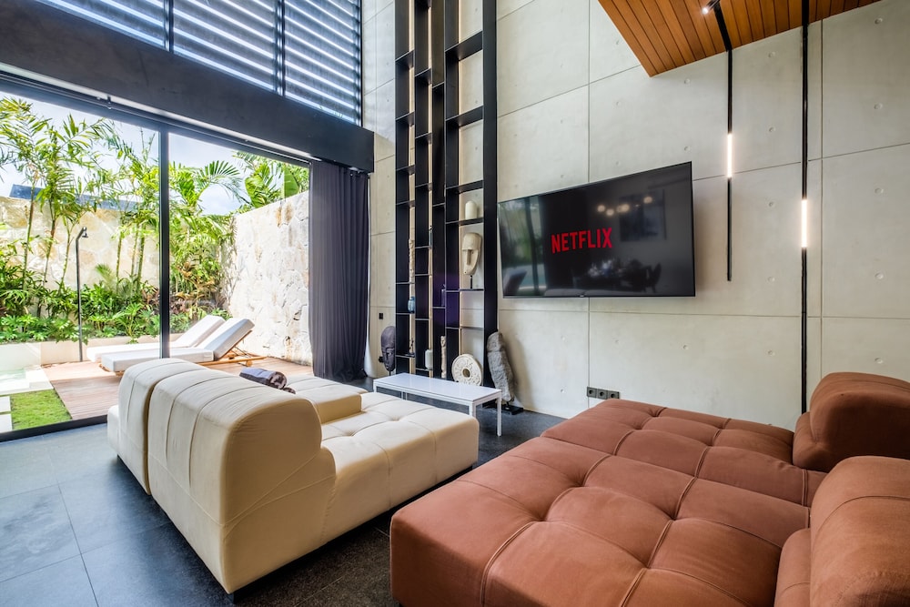 Three-bedroom Villa 6 with Private Pool photo 3
