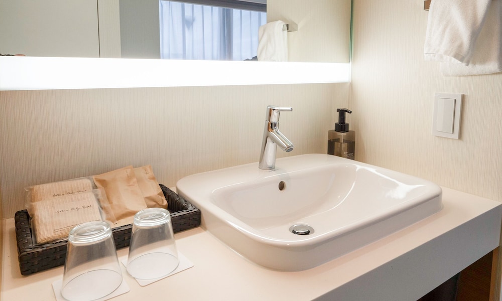 Standard Double Room - Photo 6