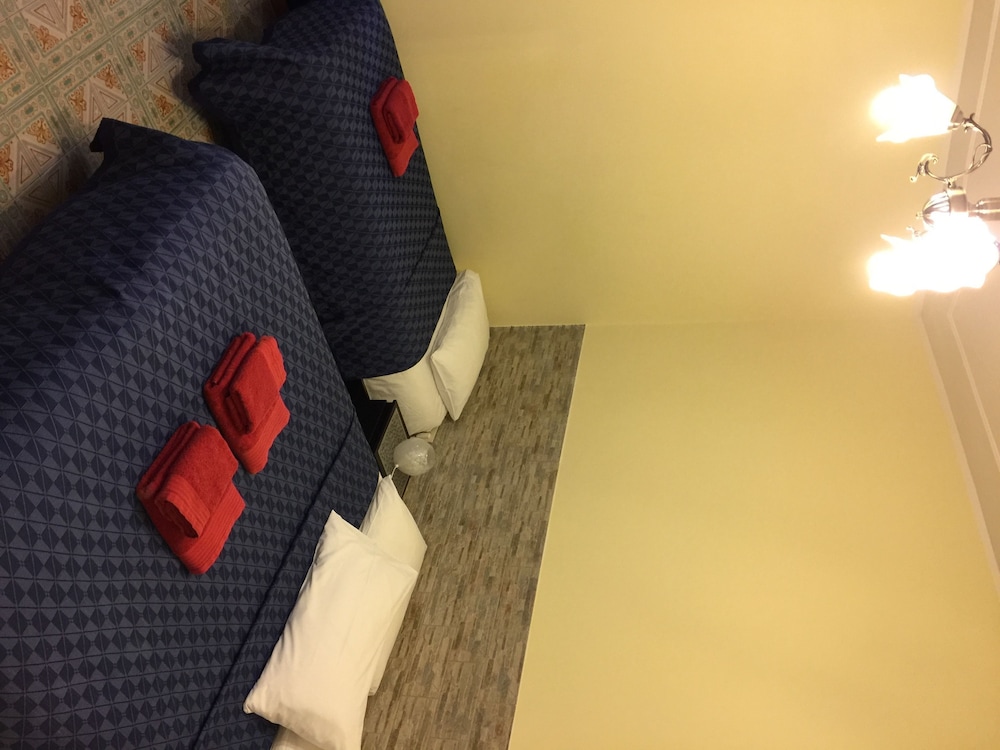 Quadruple Room, Annex Building