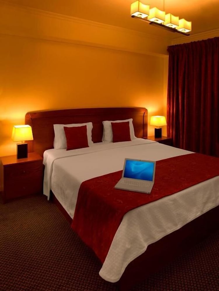 Suite, 1 King Bed photo 1