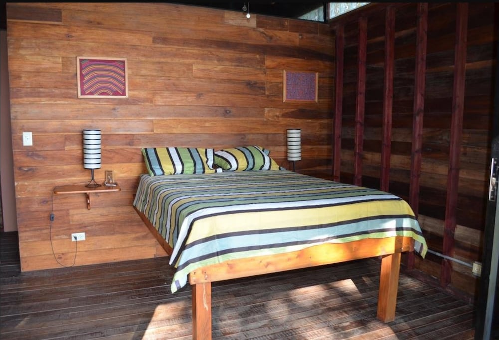 Bungalow photo 2