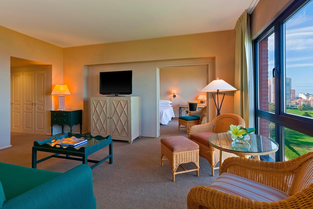 Junior Suite, 1 Bedroom, Ocean View photo 2