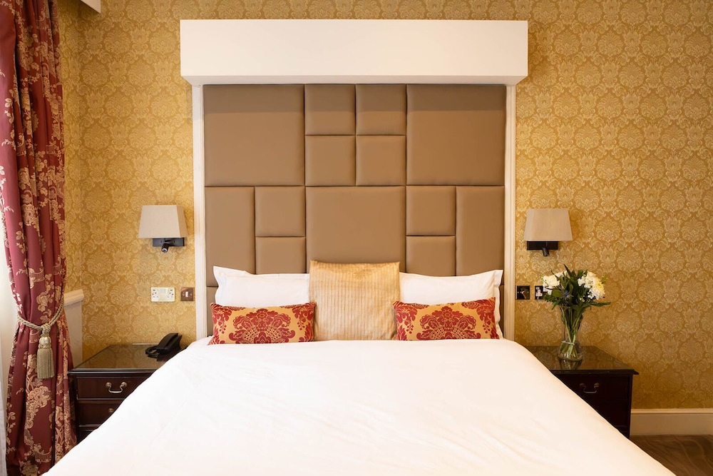 One Bedroom Suite