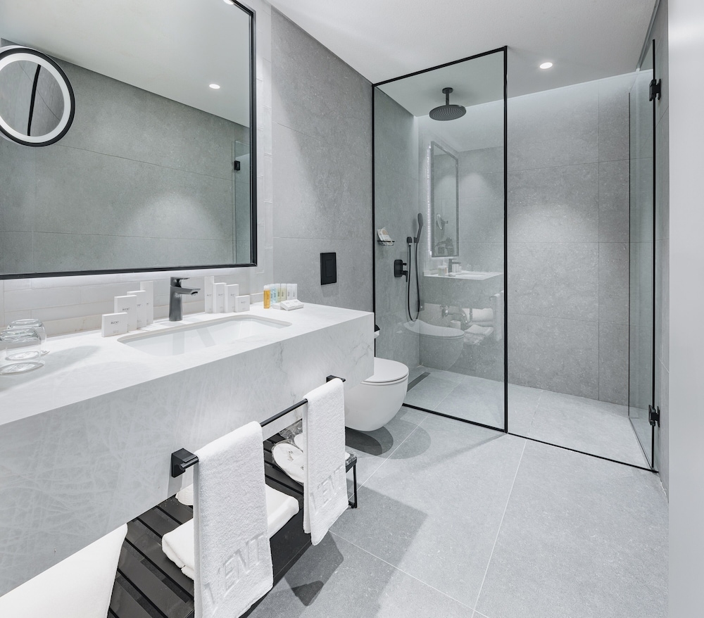 Deluxe Triple Room - Photo 2