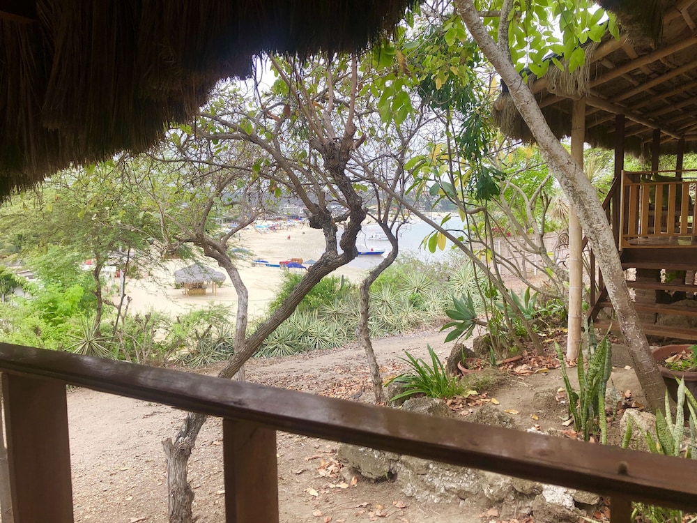 Family Cabin, 1 Bedroom, Accessible, Beach View photo 2
