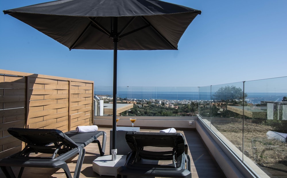 Junior Suite, Private Pool - Photo 2