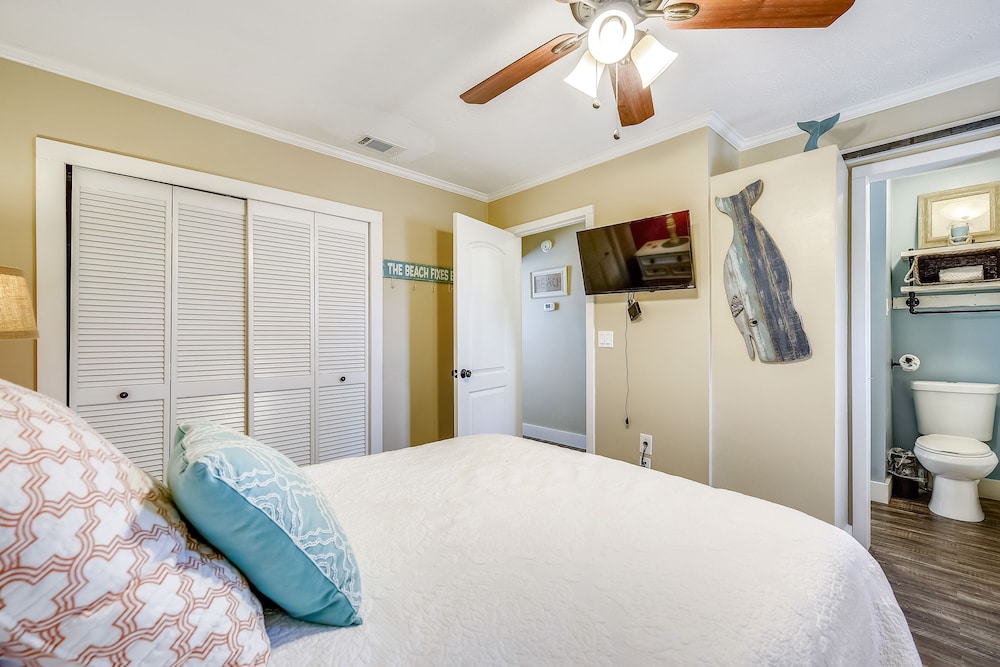 Townhome, 2 Bedrooms (170)