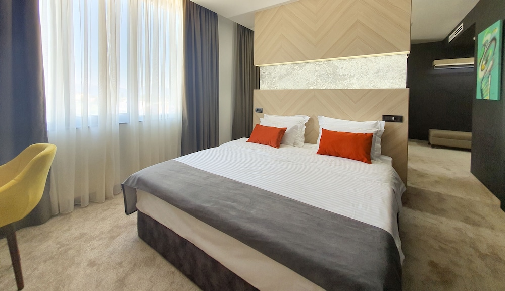 Superior Suite