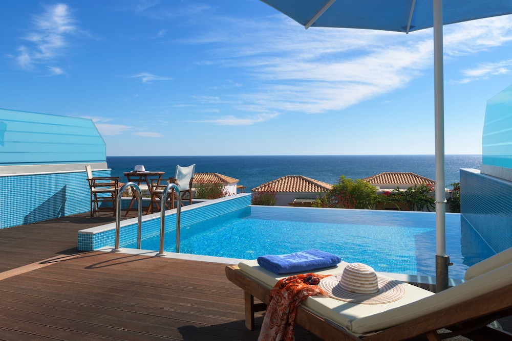 Deluxe Room, Private Pool, Sea View photo 2