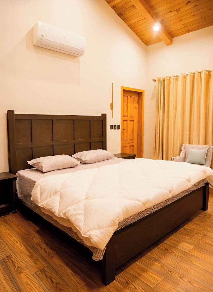 Superior Chalet, Mountain View