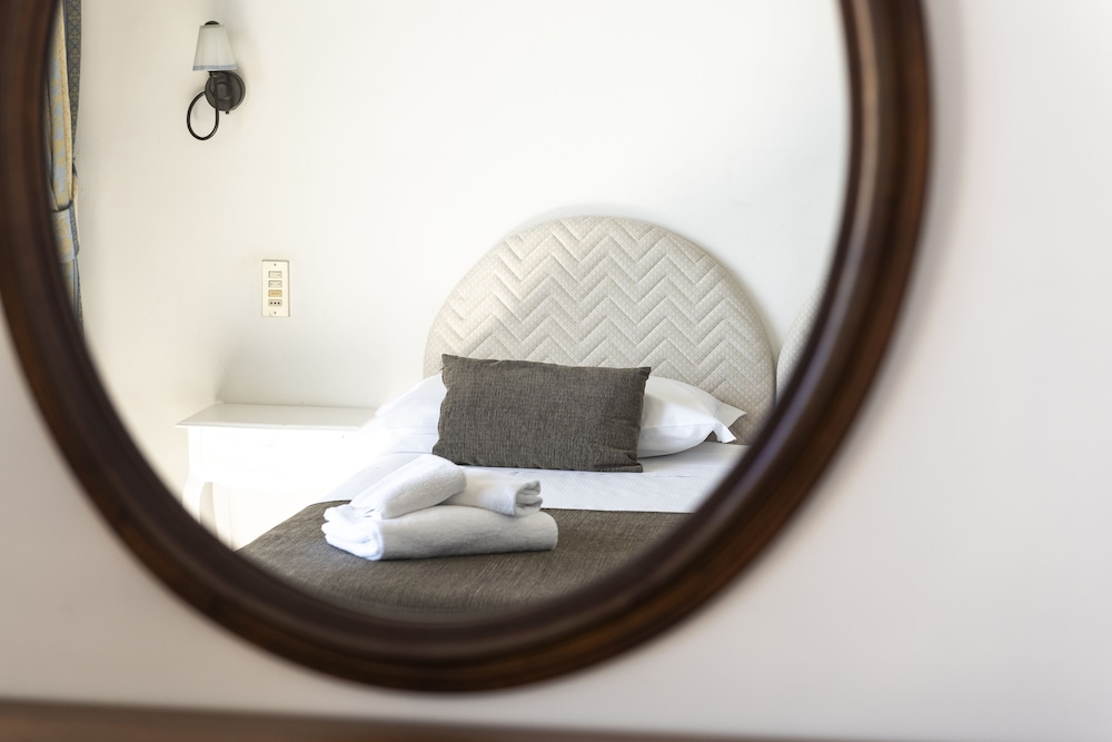 Superior Double Room, Balcony, Sea View - Photo 4