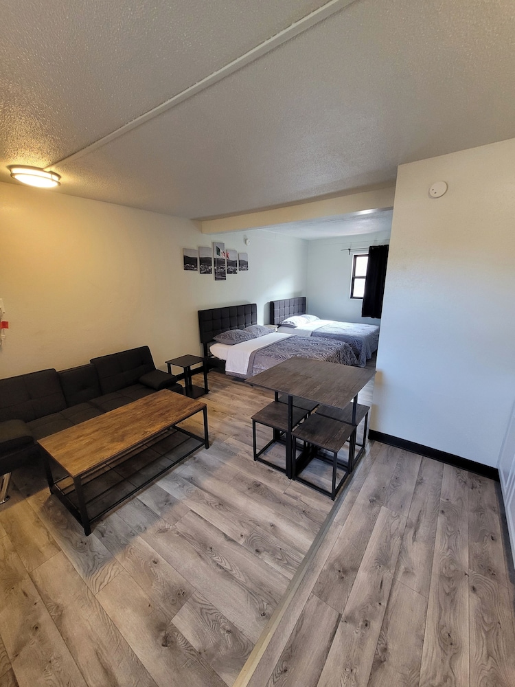 Deluxe Suite, Kitchen photo 2
