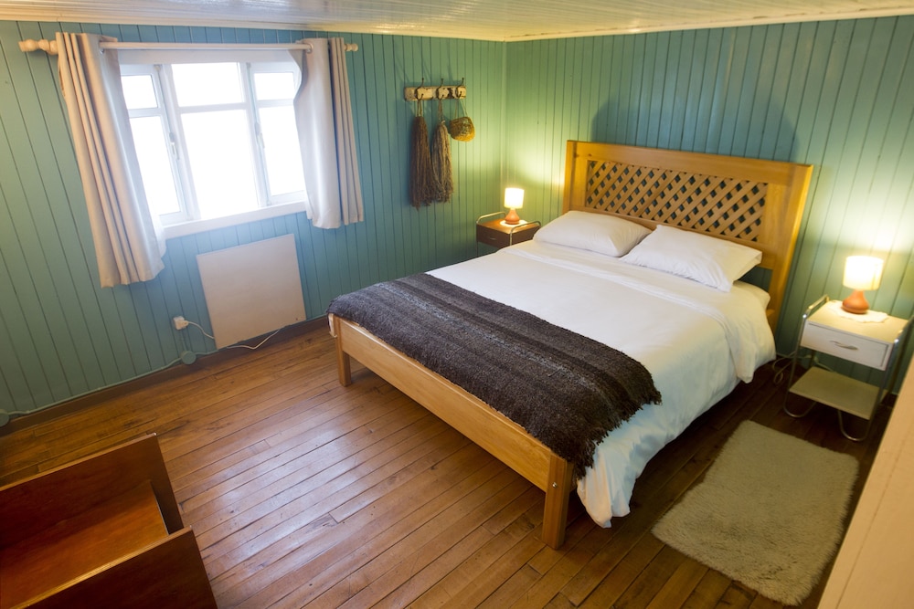 Triple Room, Multiple Beds, Non Smoking, Bay View photo 1