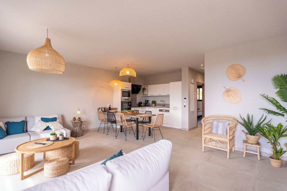 Apartment CAP LARDIER photo 2