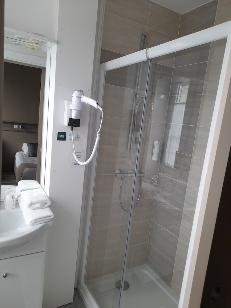 Classic Triple Room photo 3