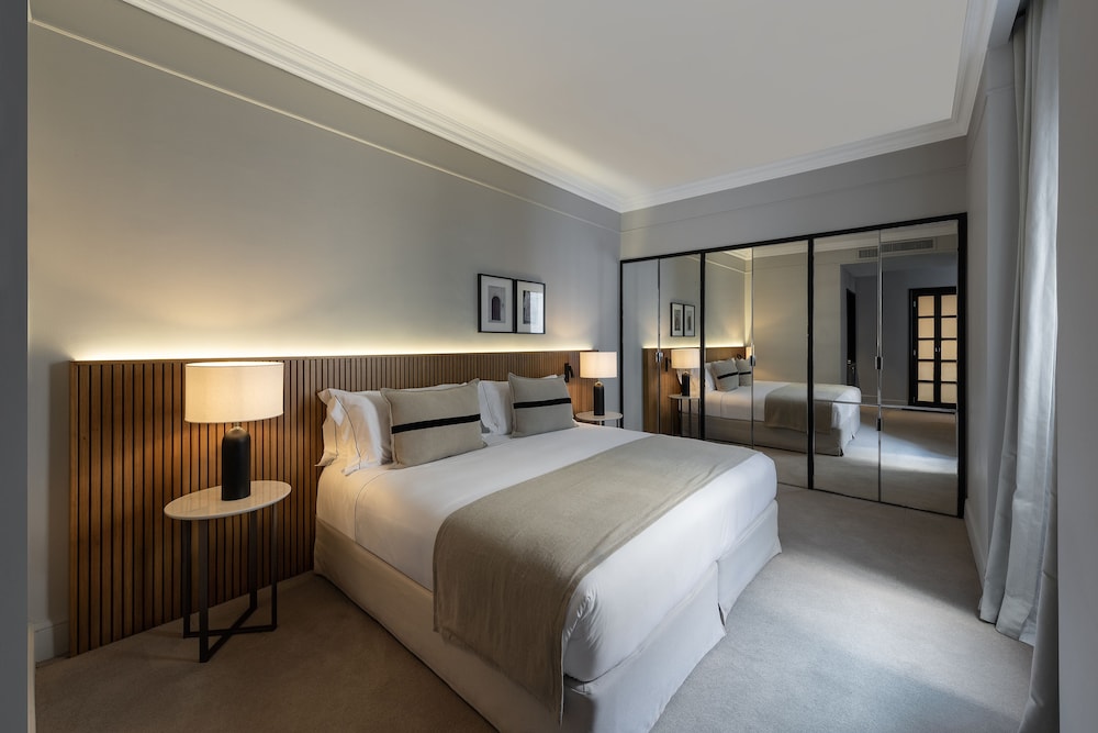 Premium Suite (2+1)