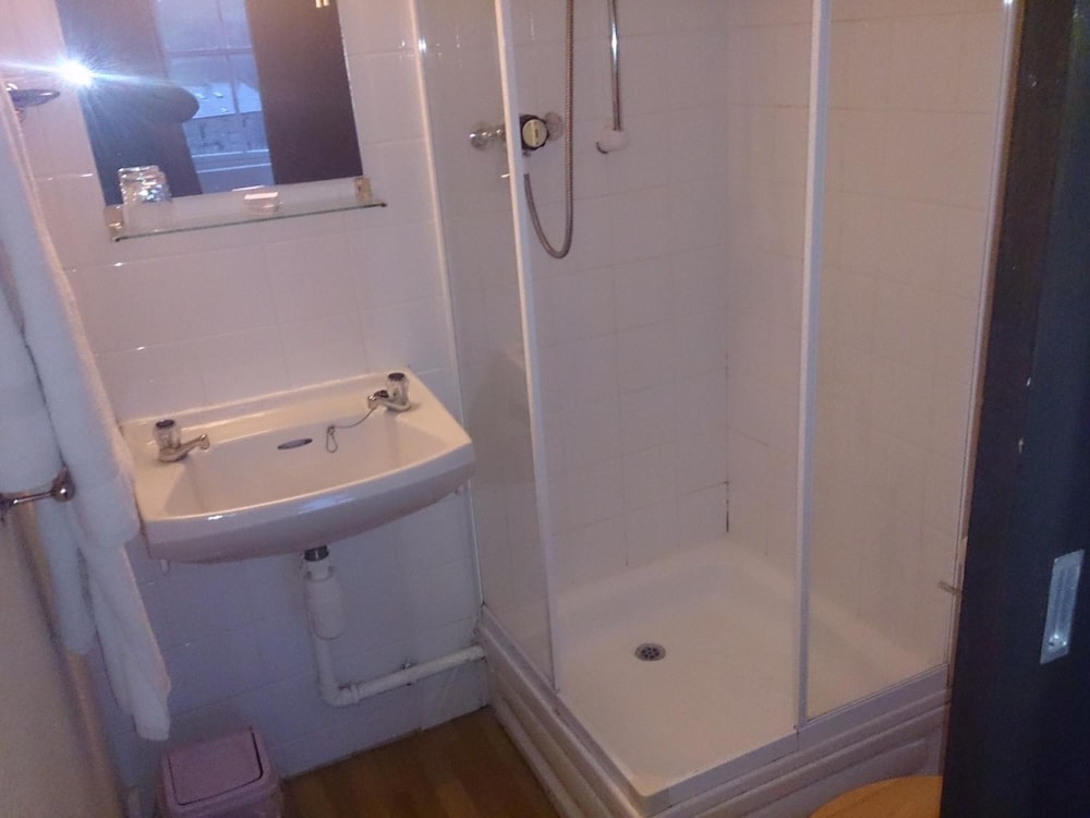 Standard Twin Room photo 2