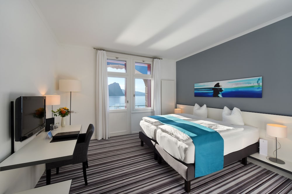 Premium Double Room, Patio, Lake View photo 2