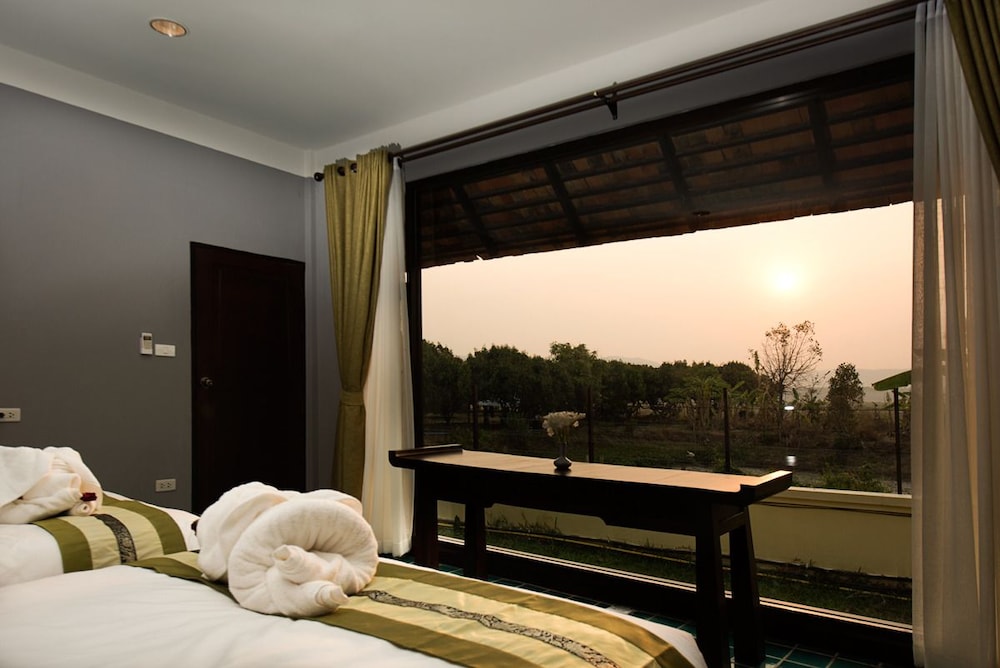 Lanna Landscape Twin Room photo 2