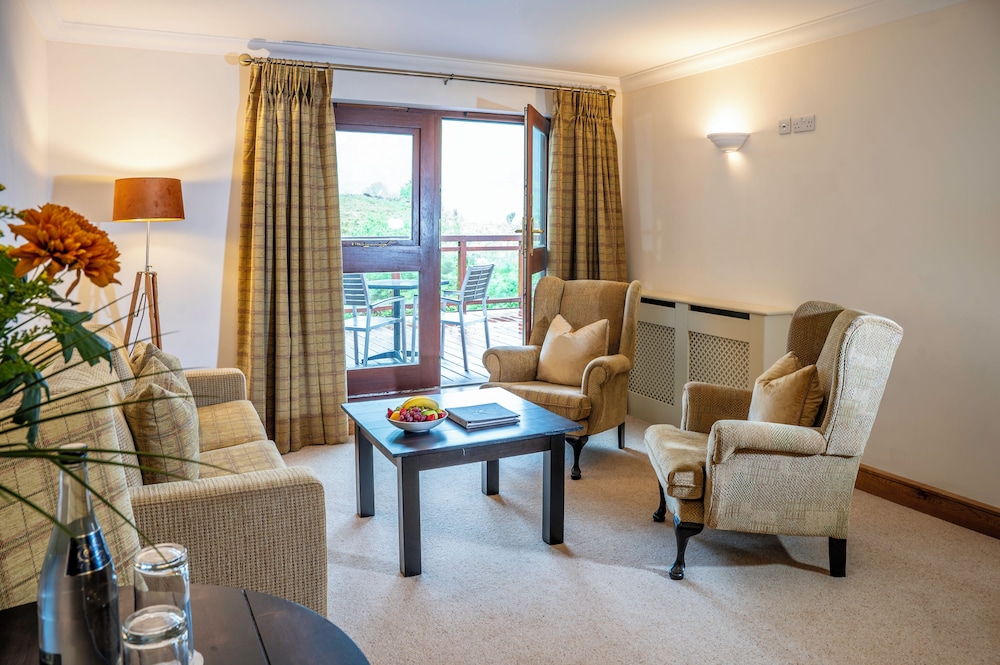Suite - Photo 3