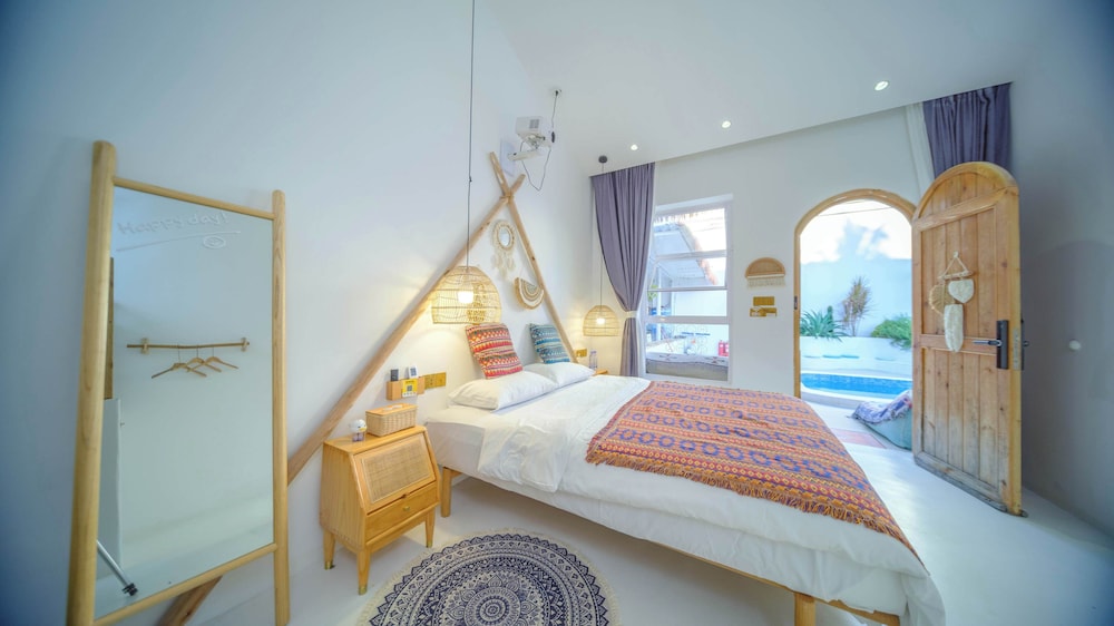 Economy Double Room, Pool View