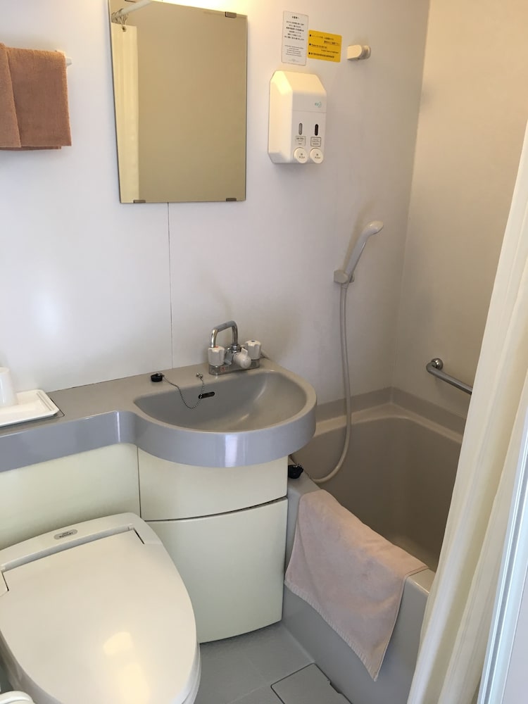 Twin Room, Non Smoking photo 2