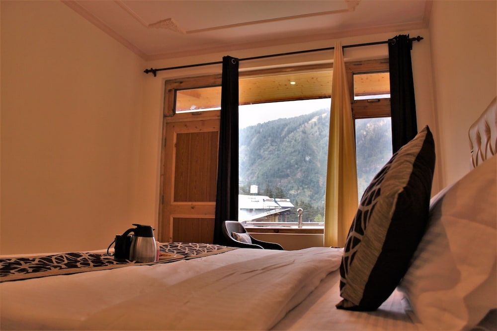 Premium Room - Photo 27