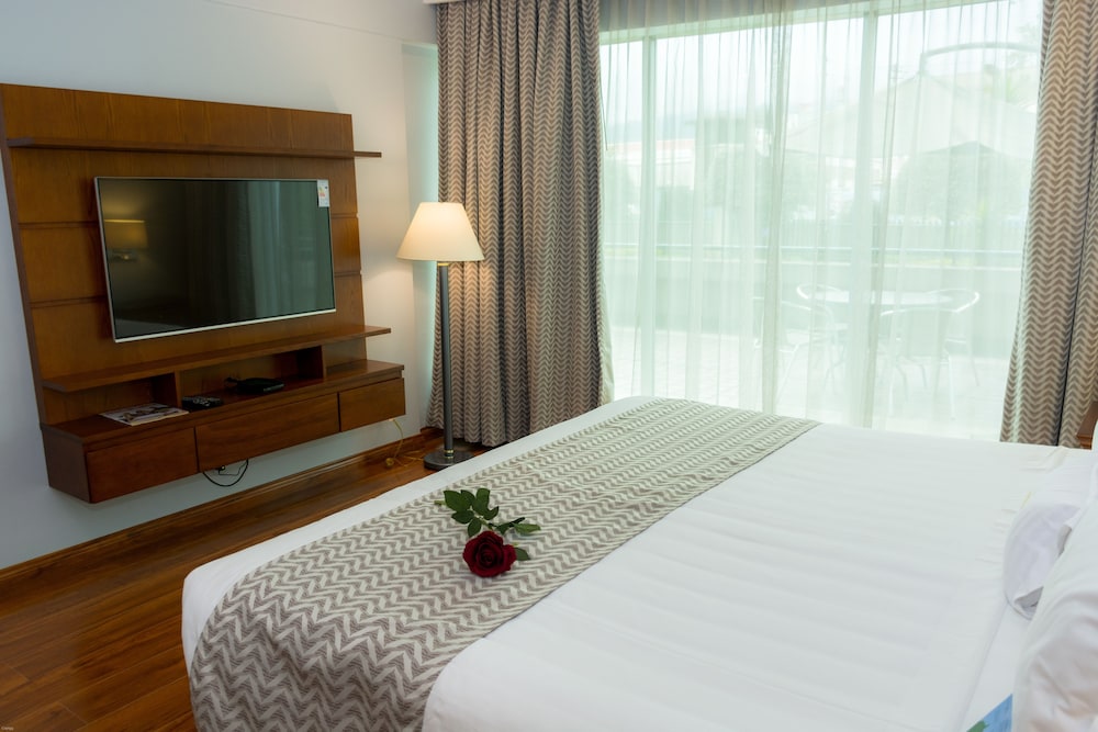 Suite, 1 Bedroom, Kitchen