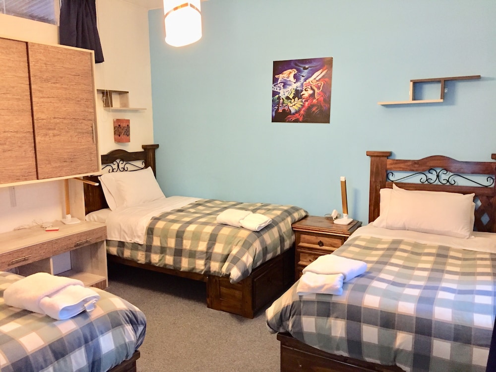 Superior Triple Room, 3 Twin Beds photo 1