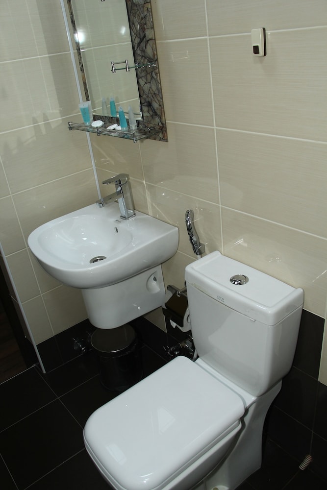 Standard Twin Room, 2 Twin Beds, Mountain View photo 2